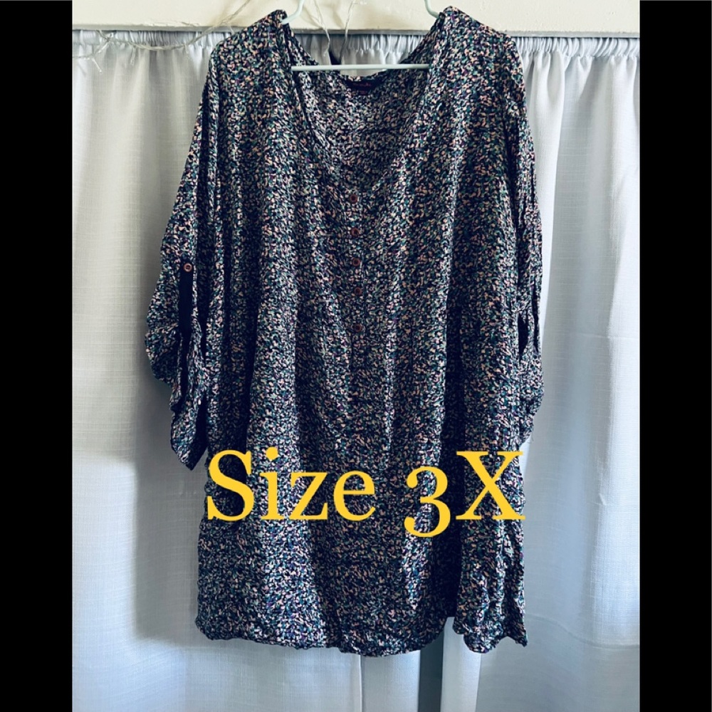 Womens Plus Size Top w/ Pockets